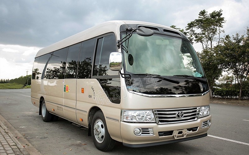 35-54座 旅游大巴士